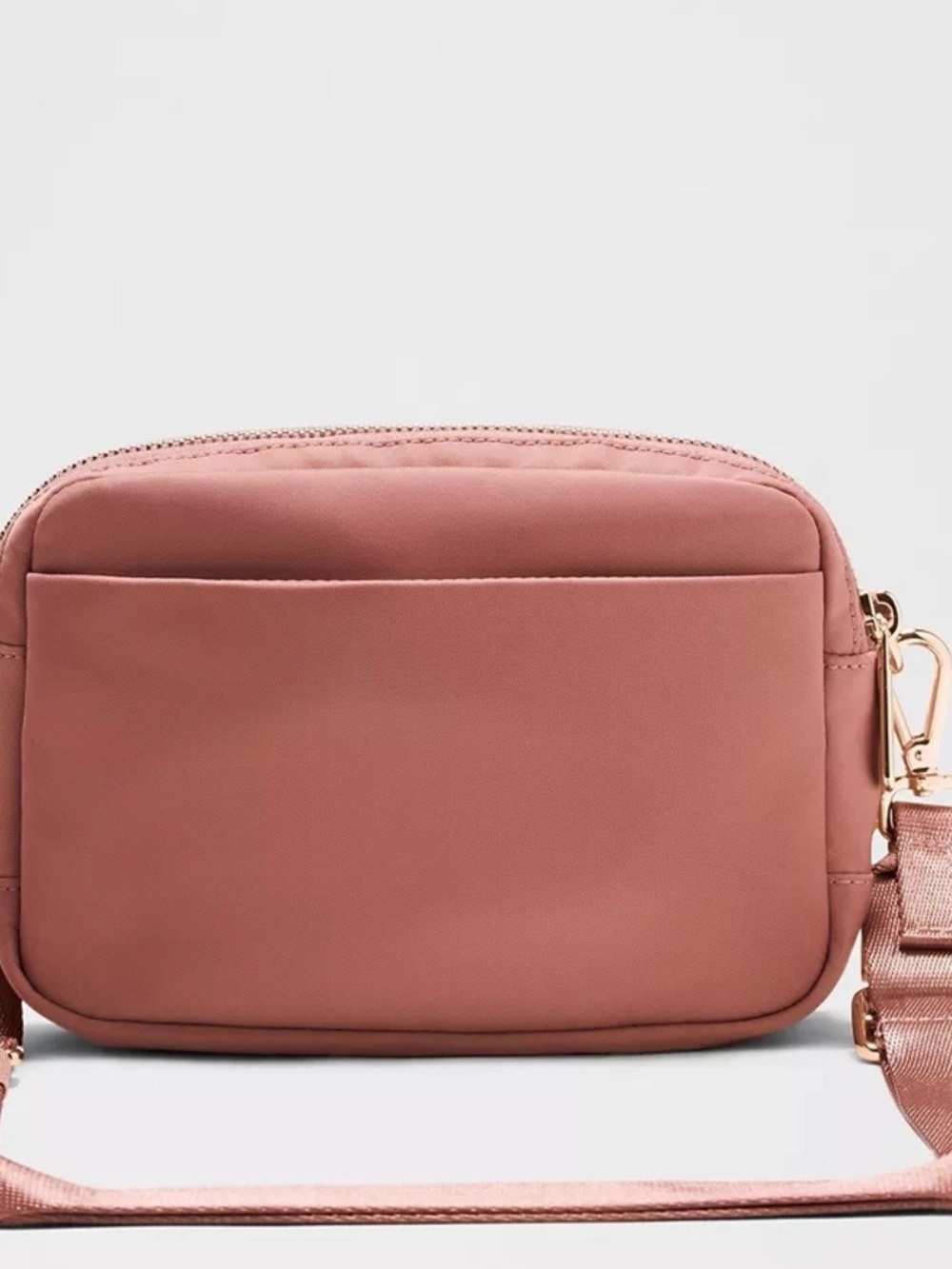 Lululemon Everywhere Crossbody Bag 2L - Picture 3 of 7